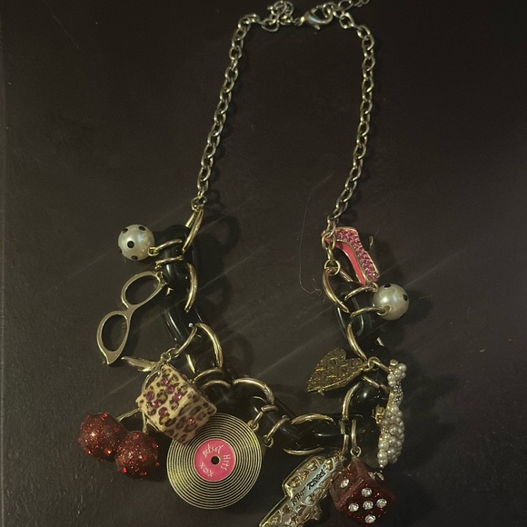 Betsey Johnson Retro Vintage Gold Charm Necklace - Picture 2 of 6